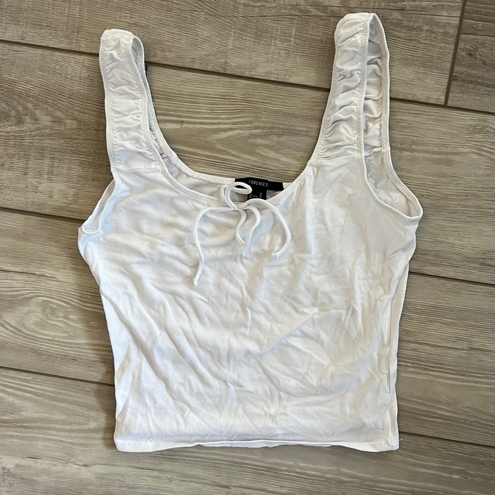 NEVER WORN forever 21 cropped tank